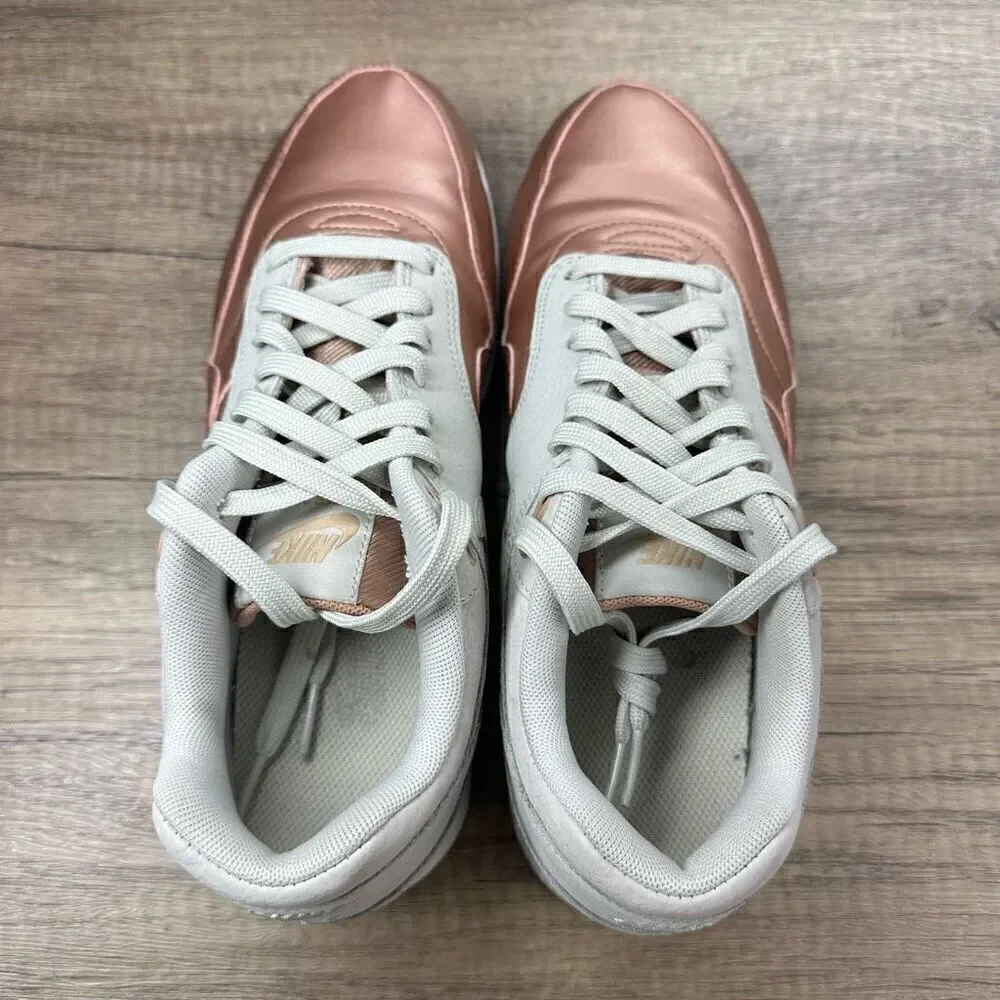 Nike Air Max 1 Ultra‎ SE~Women’s~ Light Bone Rose Gold Sneakers~Size 8